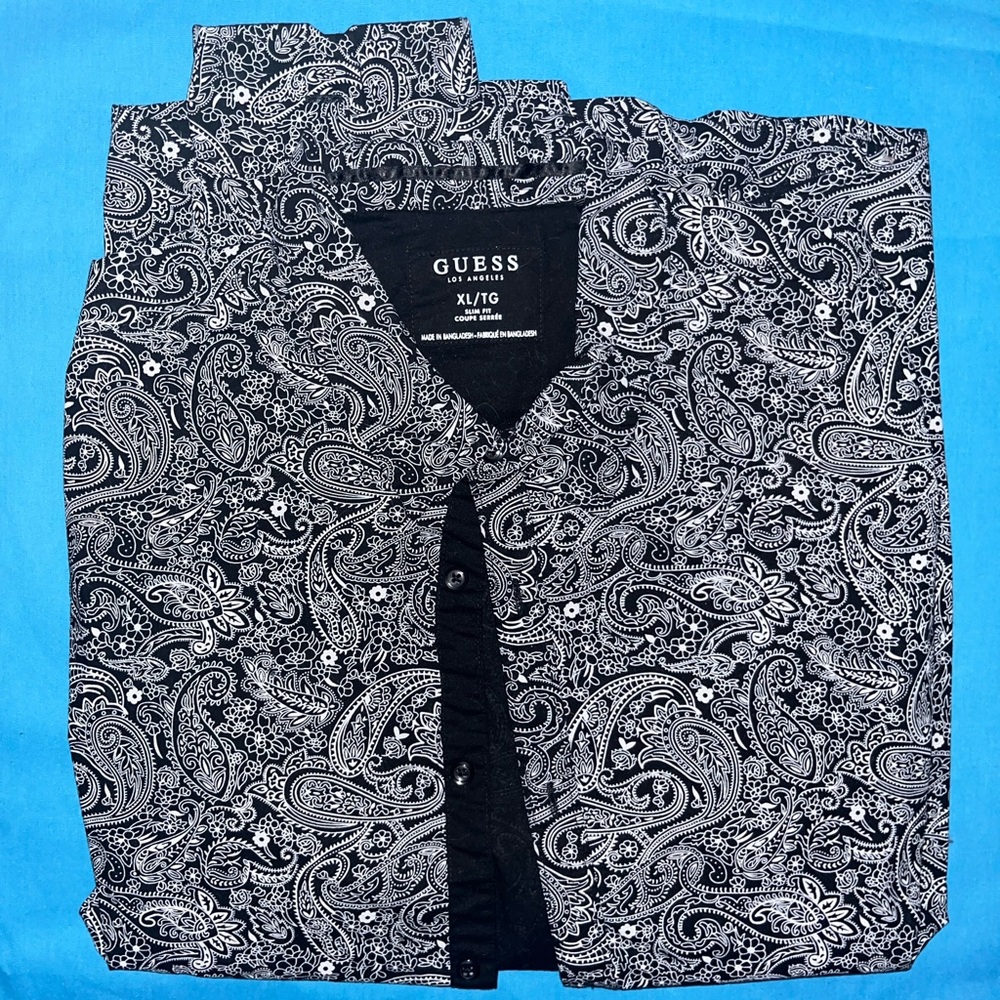 Guess Black and White Paisley Button Down Shirt